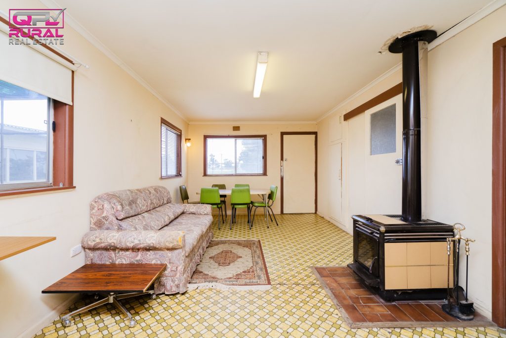 89-93 Coolamon Street, Ariah Park NSW 2665 - photo 6