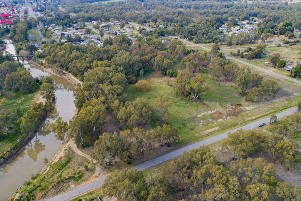 25 Sudgen Street, Narrandera NSW 2700 - photo 6