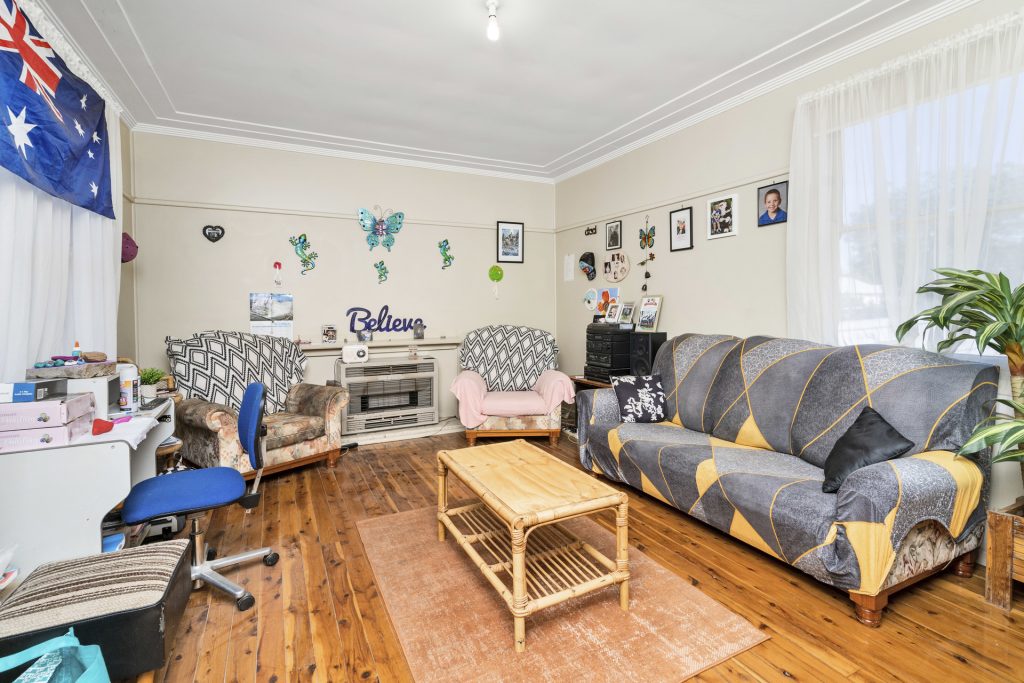 9 Flood Street, Narrandera NSW 2700 - photo 4