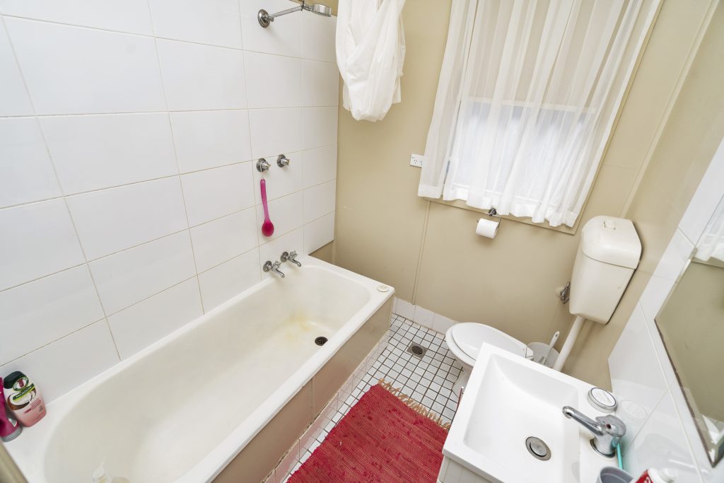 9 Flood Street, Narrandera NSW 2700 - photo 7