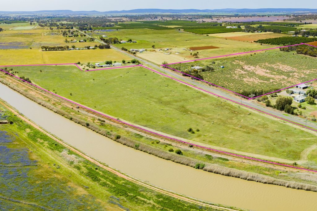 221 Canal Road, Leeton NSW 2705 - photo 3