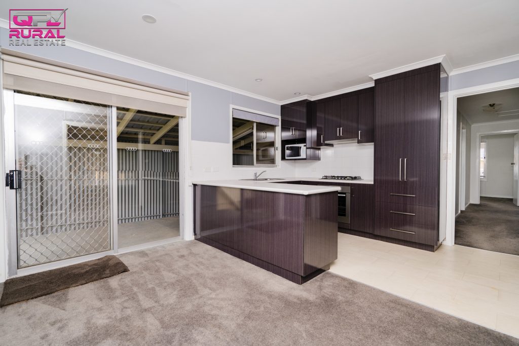 55 Parkes Street, Temora NSW 2666 - photo 5