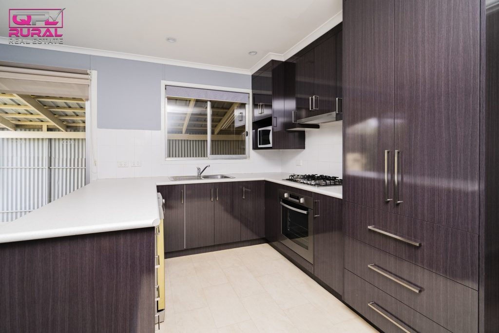 55 Parkes Street, Temora NSW 2666 - photo 6