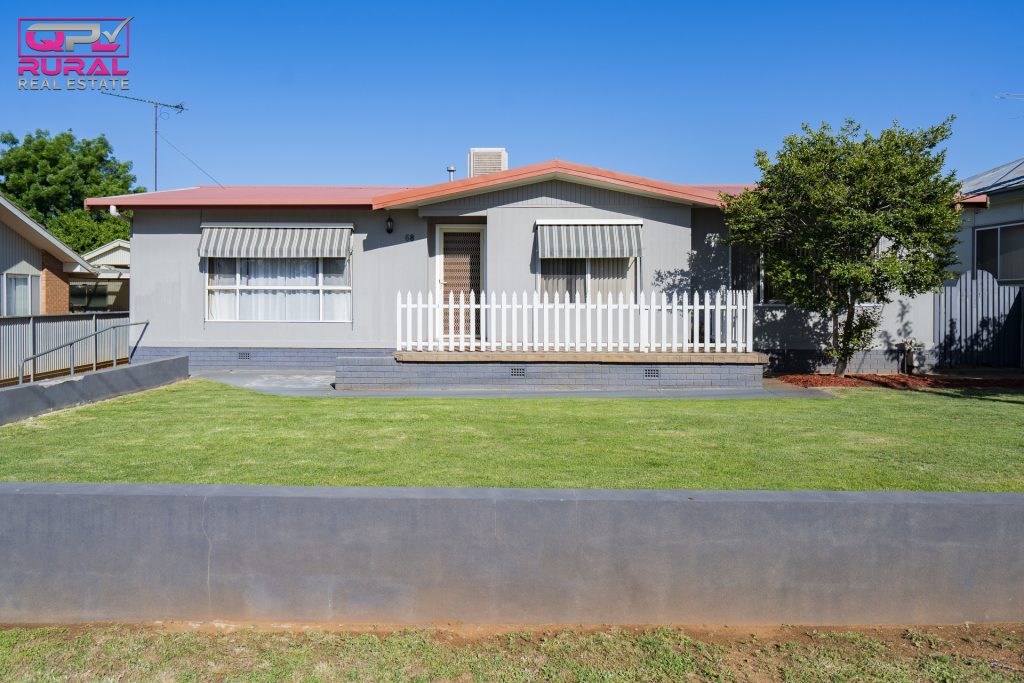 68 Gallipoli Street, Temora NSW 2666 - photo 2