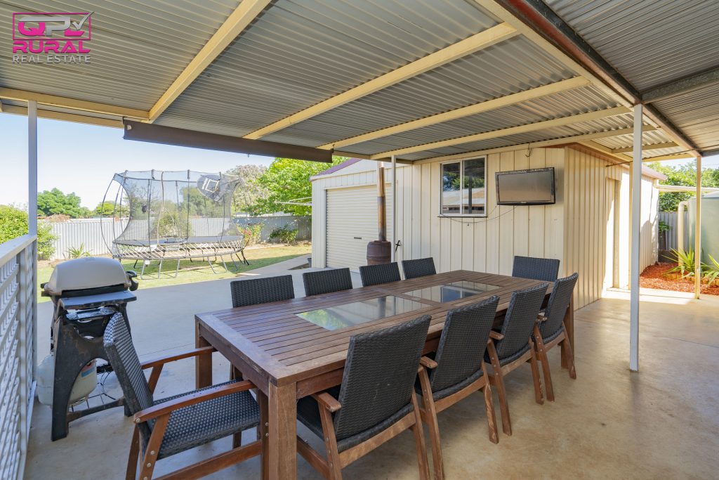 68 Gallipoli Street, Temora NSW 2666 - photo 16