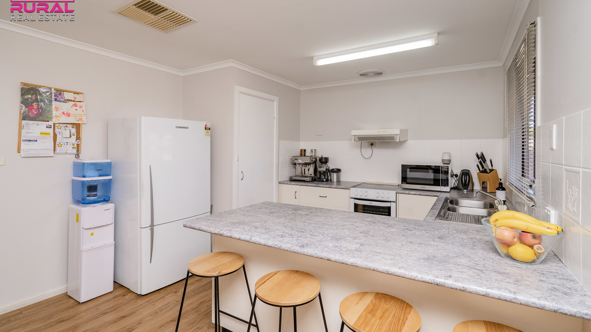 68 Gallipoli Street, Temora NSW 2666 - photo 5