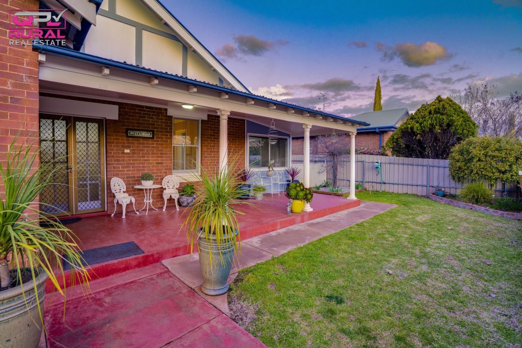 103 De Boos Street, Temora NSW 2666 - photo 2