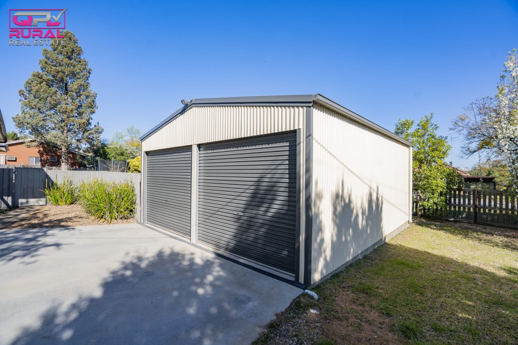42 Crescent Street, Narrandera NSW 2700 - photo 13