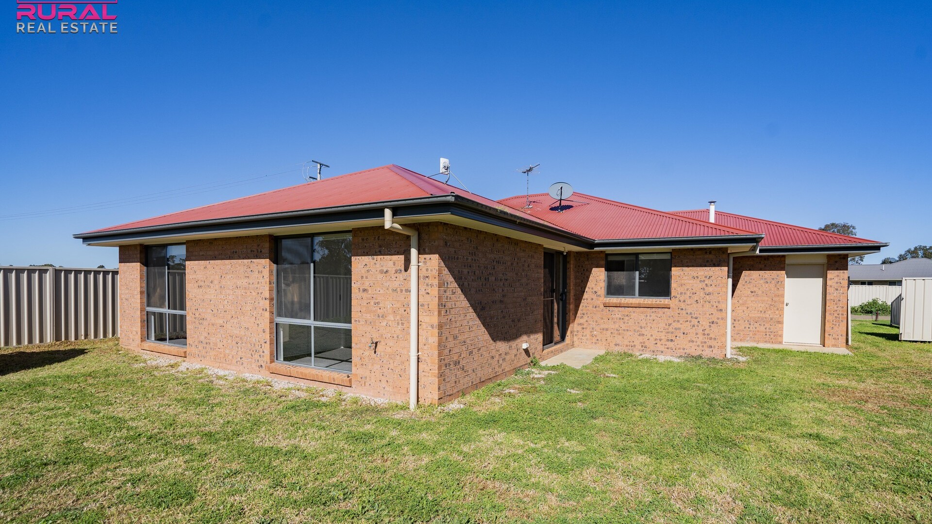 33 Golf Club Drive, Leeton NSW 2705 - photo 14