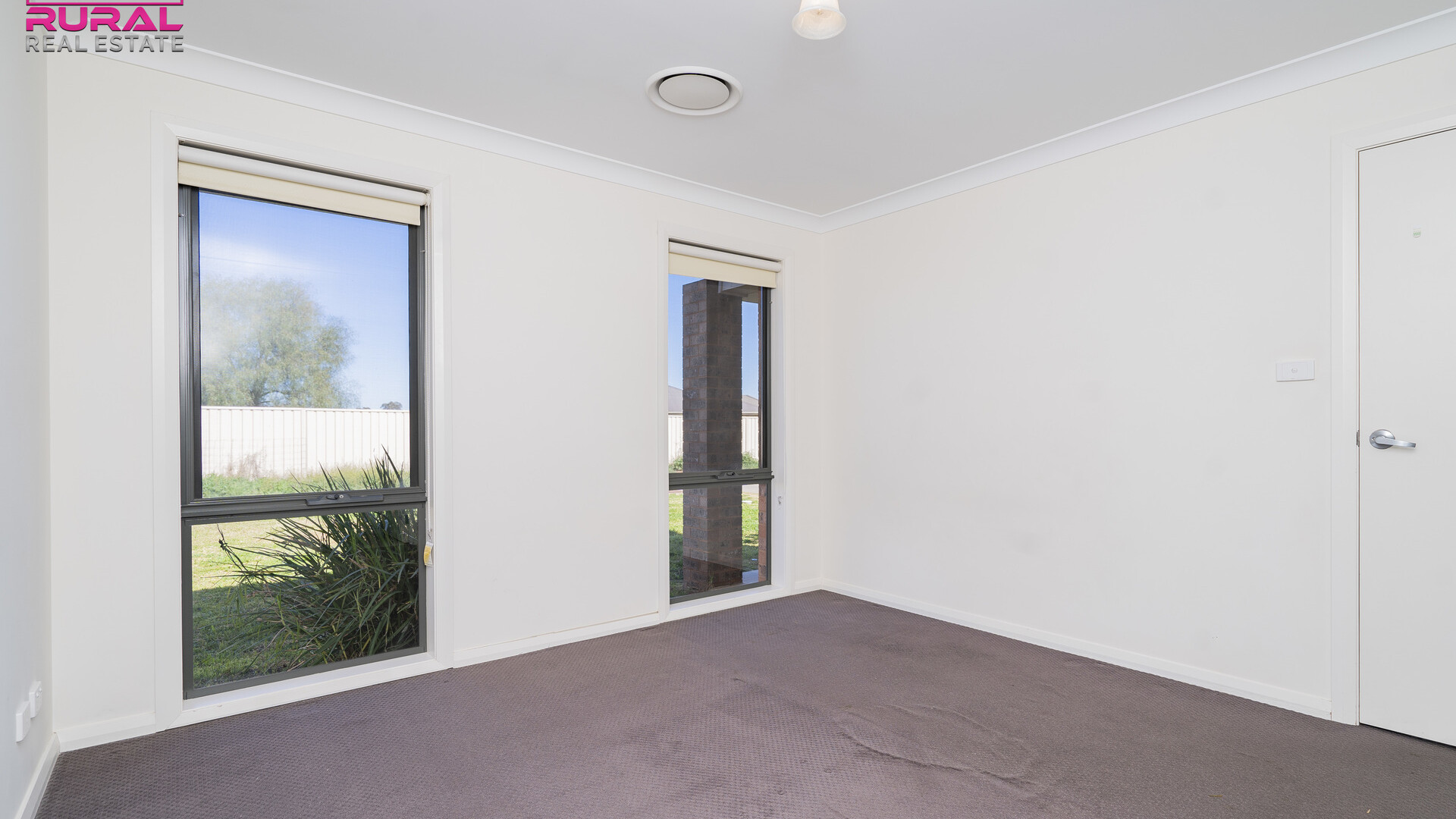 33 Golf Club Drive, Leeton NSW 2705 - photo 9