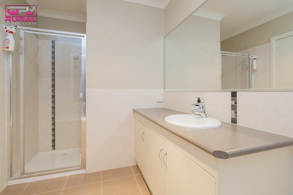 14 Anzac Crescent, Narrandera NSW 2700 - photo 18