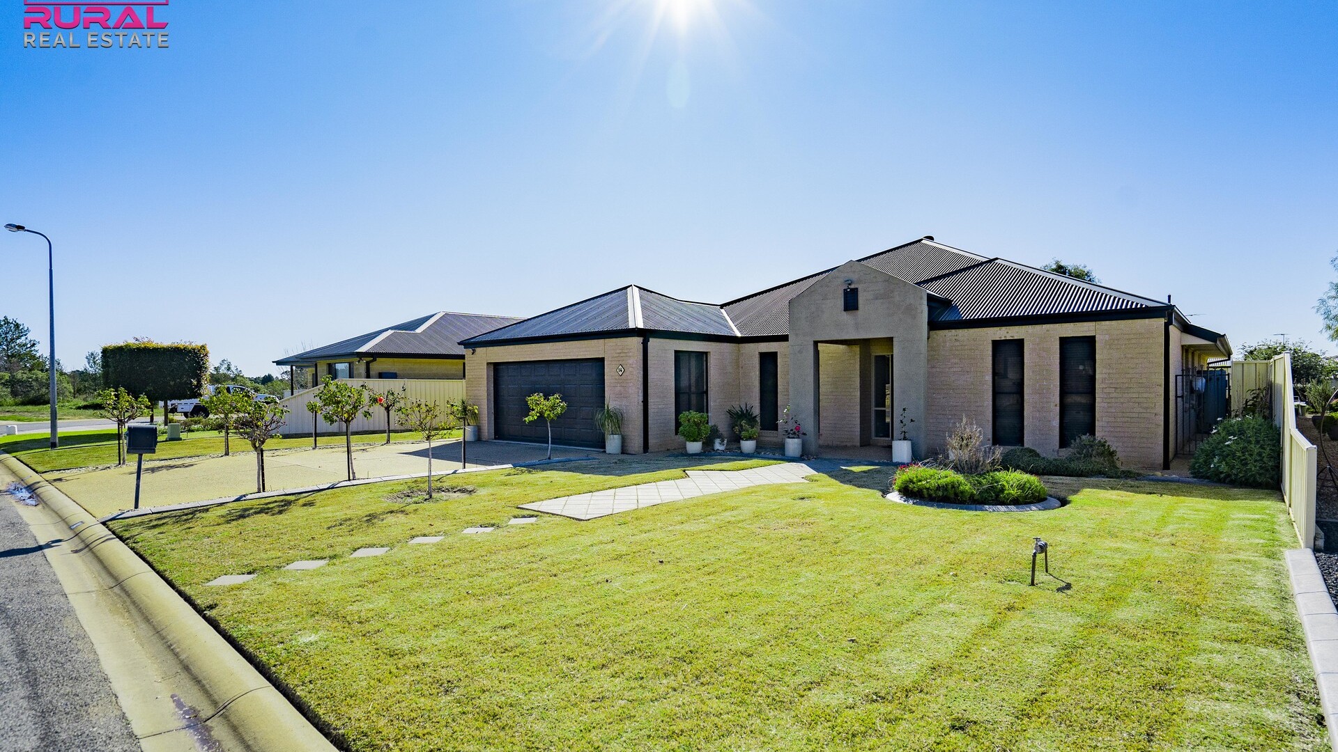 14 Anzac Crescent, Narrandera NSW 2700 - McGrath Riverina