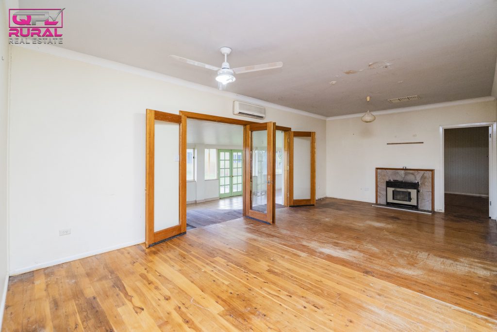 9401 Sturt Highway, Narrandera NSW 2700 - photo 12