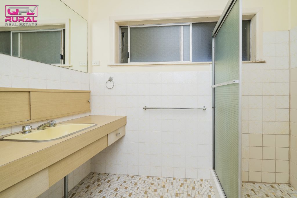 9401 Sturt Highway, Narrandera NSW 2700 - photo 16