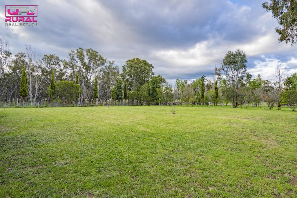 9401 Sturt Highway, Narrandera NSW 2700 - photo 17