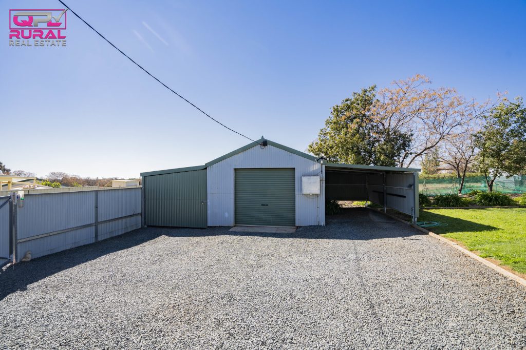 5 Joffre Street, Temora NSW 2666 - photo 20