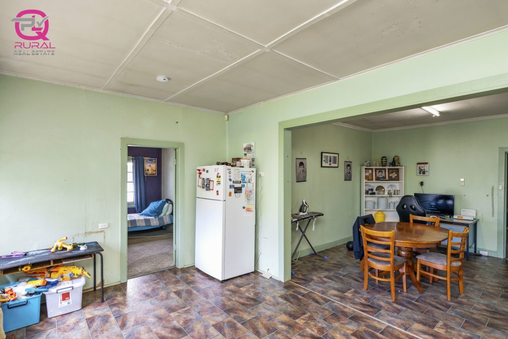 25 May Street, Narrandera NSW 2700 - photo 16