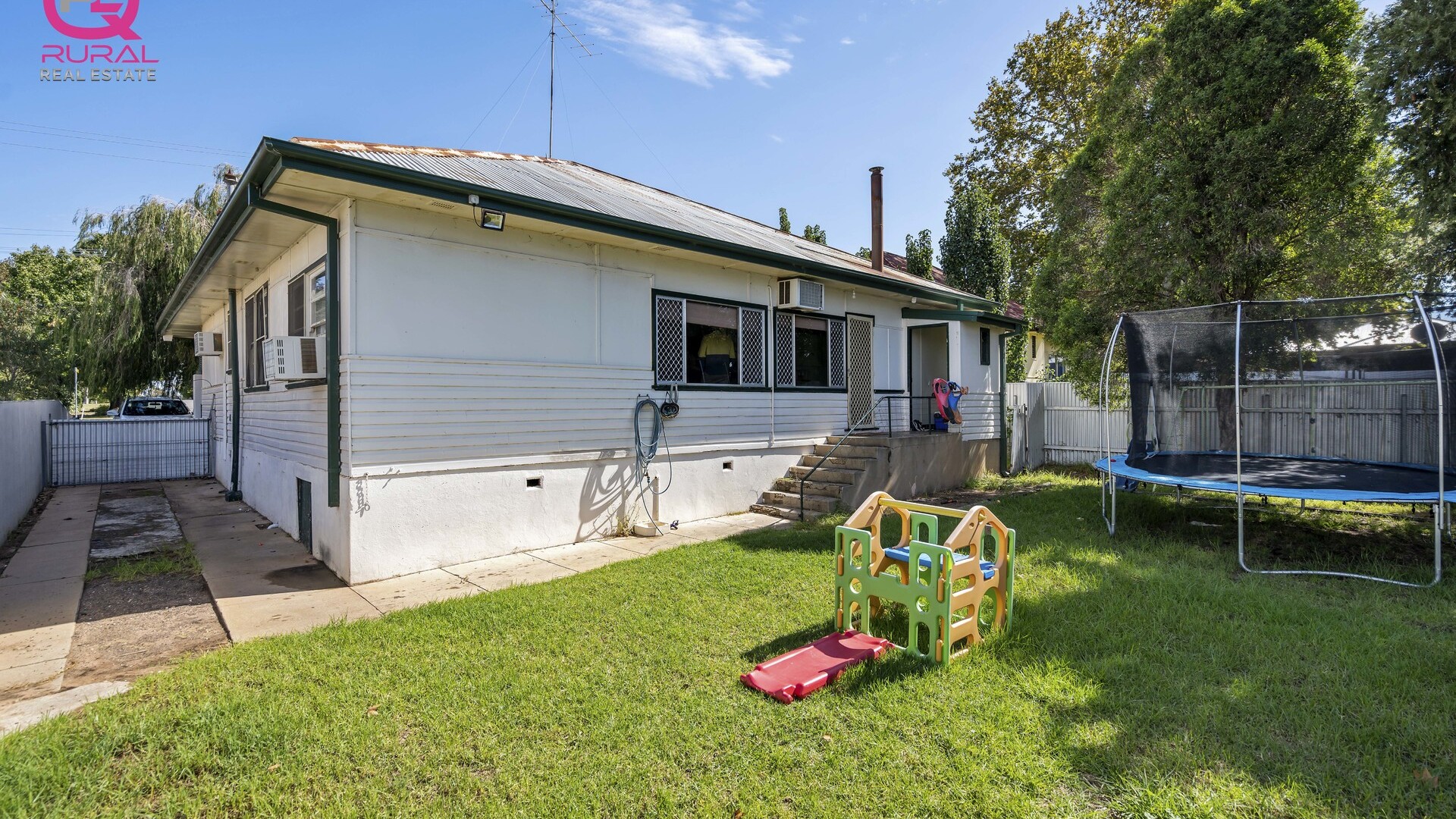 25 May Street, Narrandera NSW 2700 - photo 8