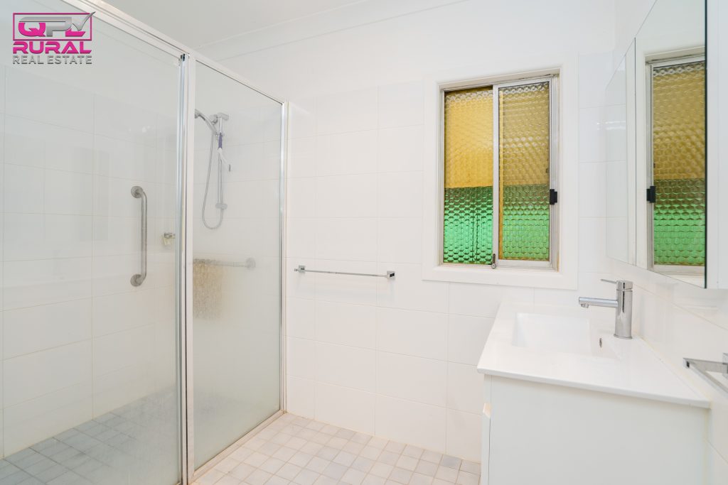 88 Douglas Street, Narrandera NSW 2700 - photo 11