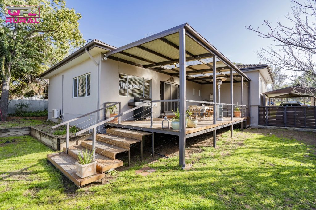70 Bolton Street, Narrandera NSW 2700 - photo 15