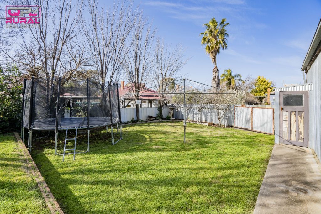 70 Bolton Street, Narrandera NSW 2700 - photo 19