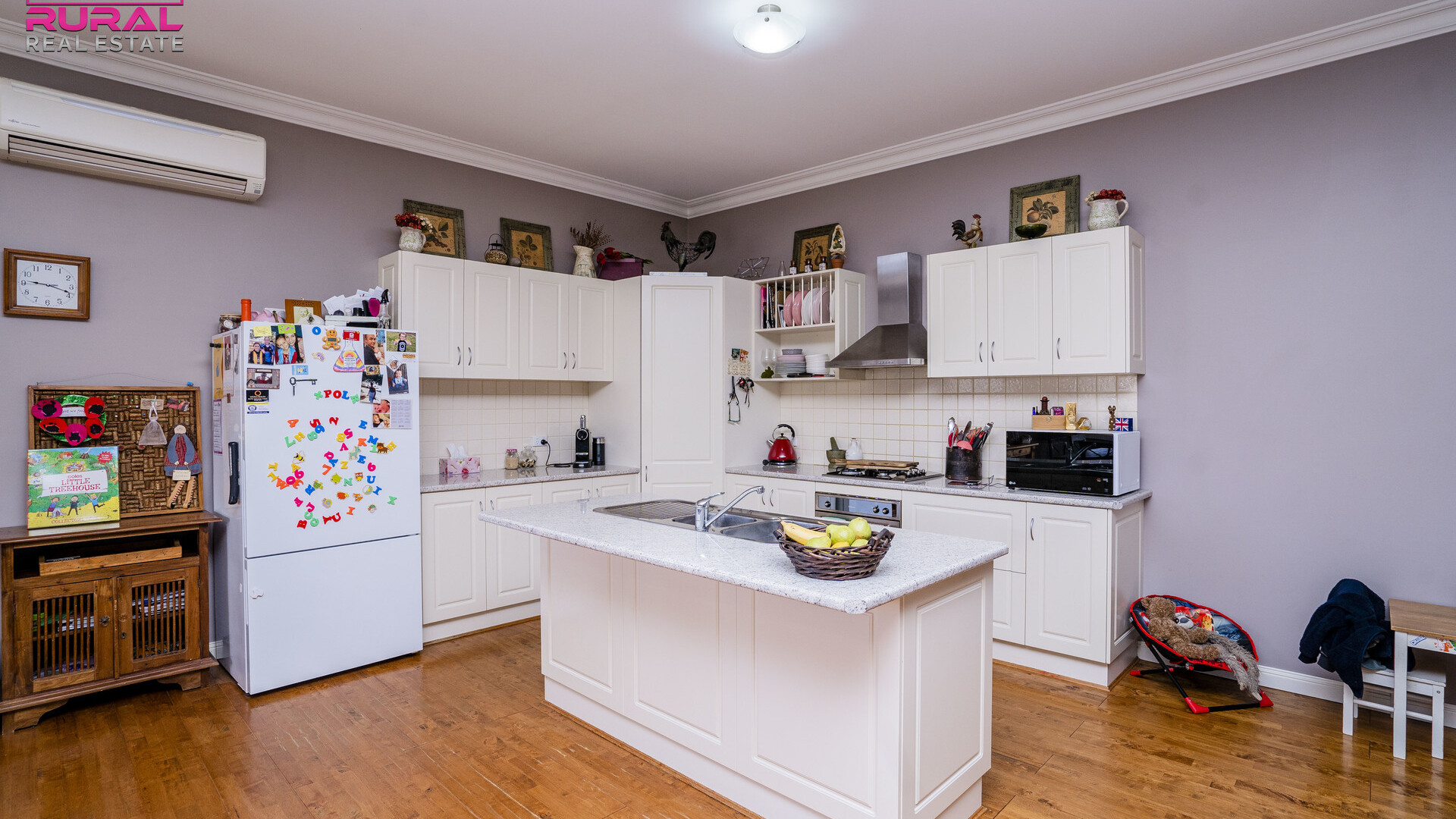 70 Bolton Street, Narrandera NSW 2700 - photo 4