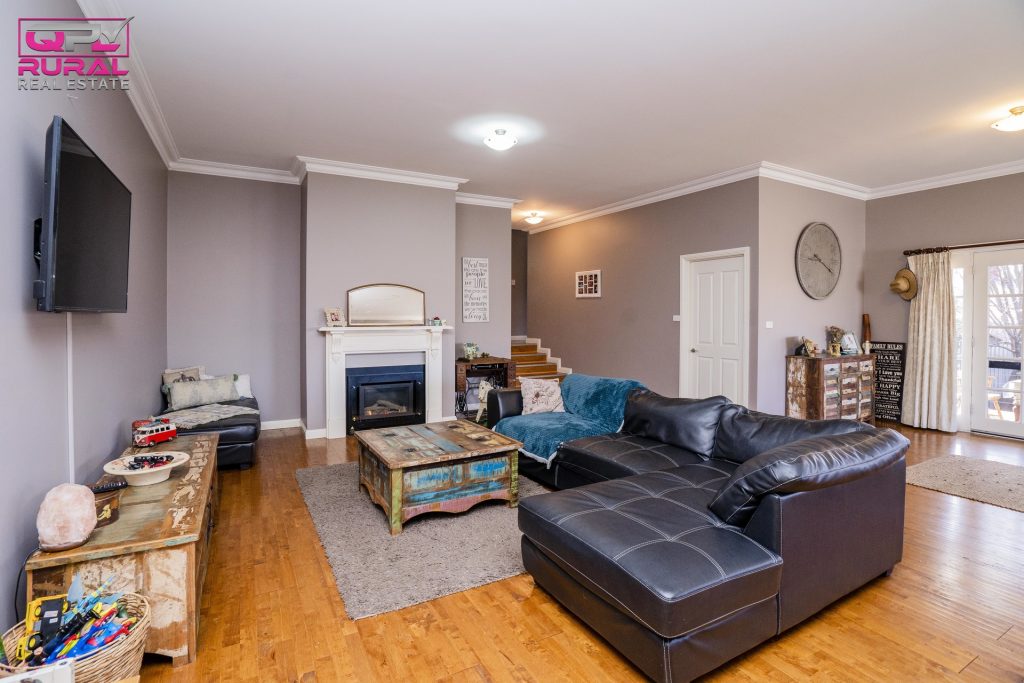70 Bolton Street, Narrandera NSW 2700 - photo 7