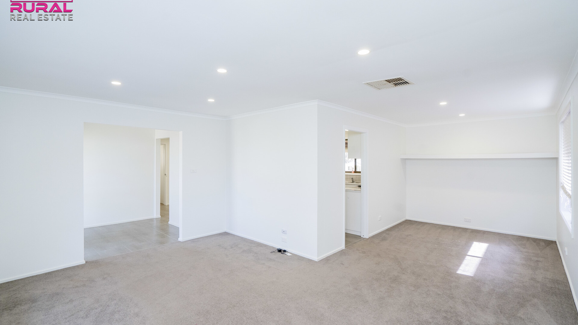 154 Crowley Street, Temora NSW 2666 - photo 12