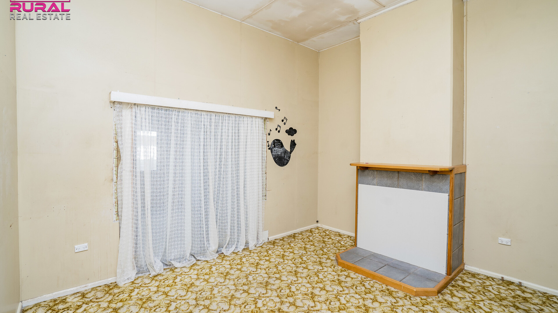 13 Cadell Street, Narrandera NSW 2700 - photo 11