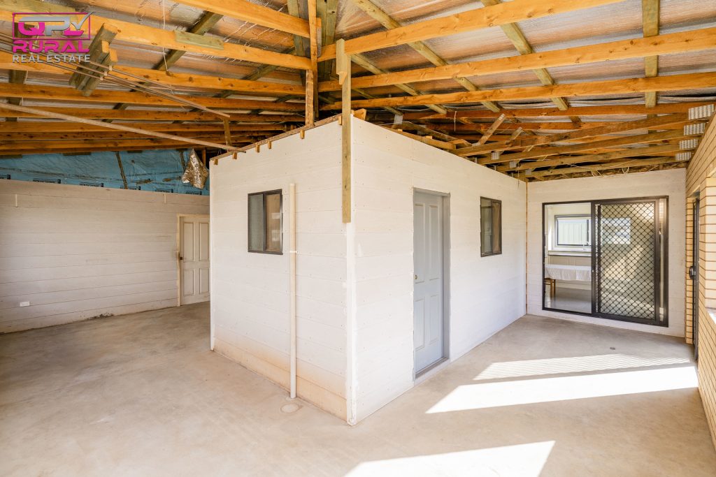 13 Cadell Street, Narrandera NSW 2700 - photo 14