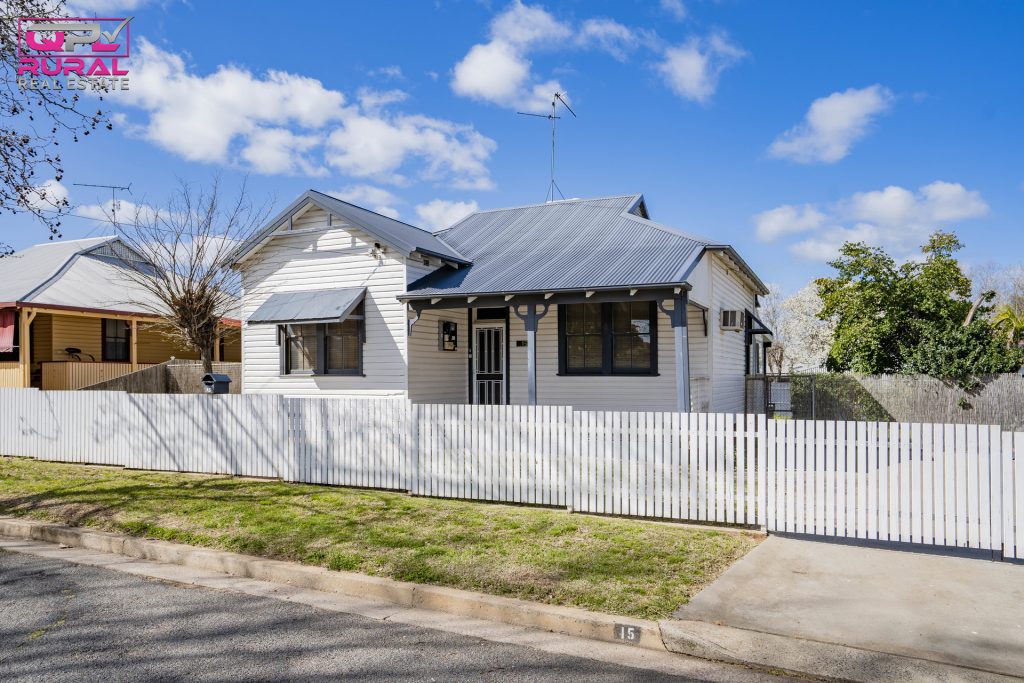 15 William Street, Narrandera NSW 2700 - McGrath Riverina