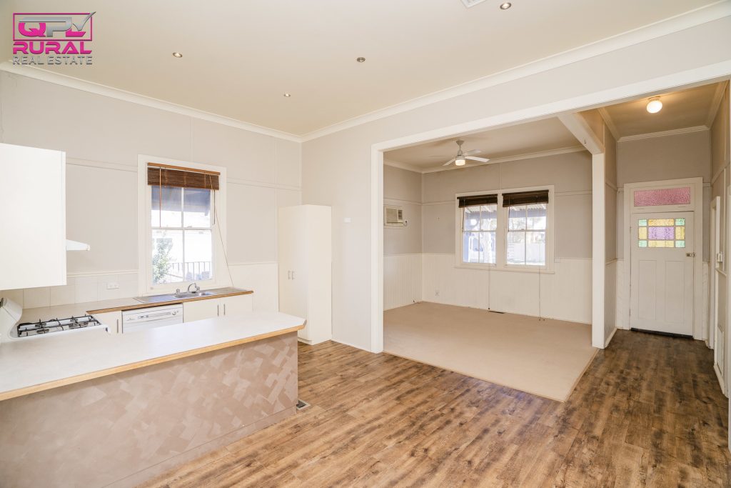 15 William Street, Narrandera NSW 2700 - photo 4
