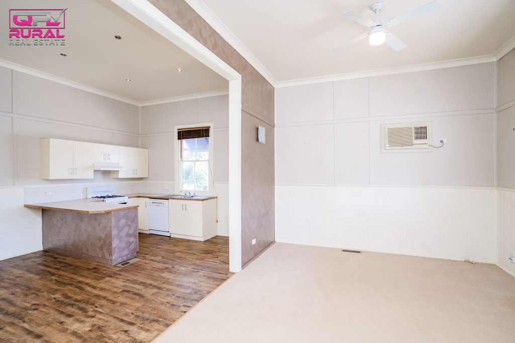 15 William Street, Narrandera NSW 2700 - photo 7