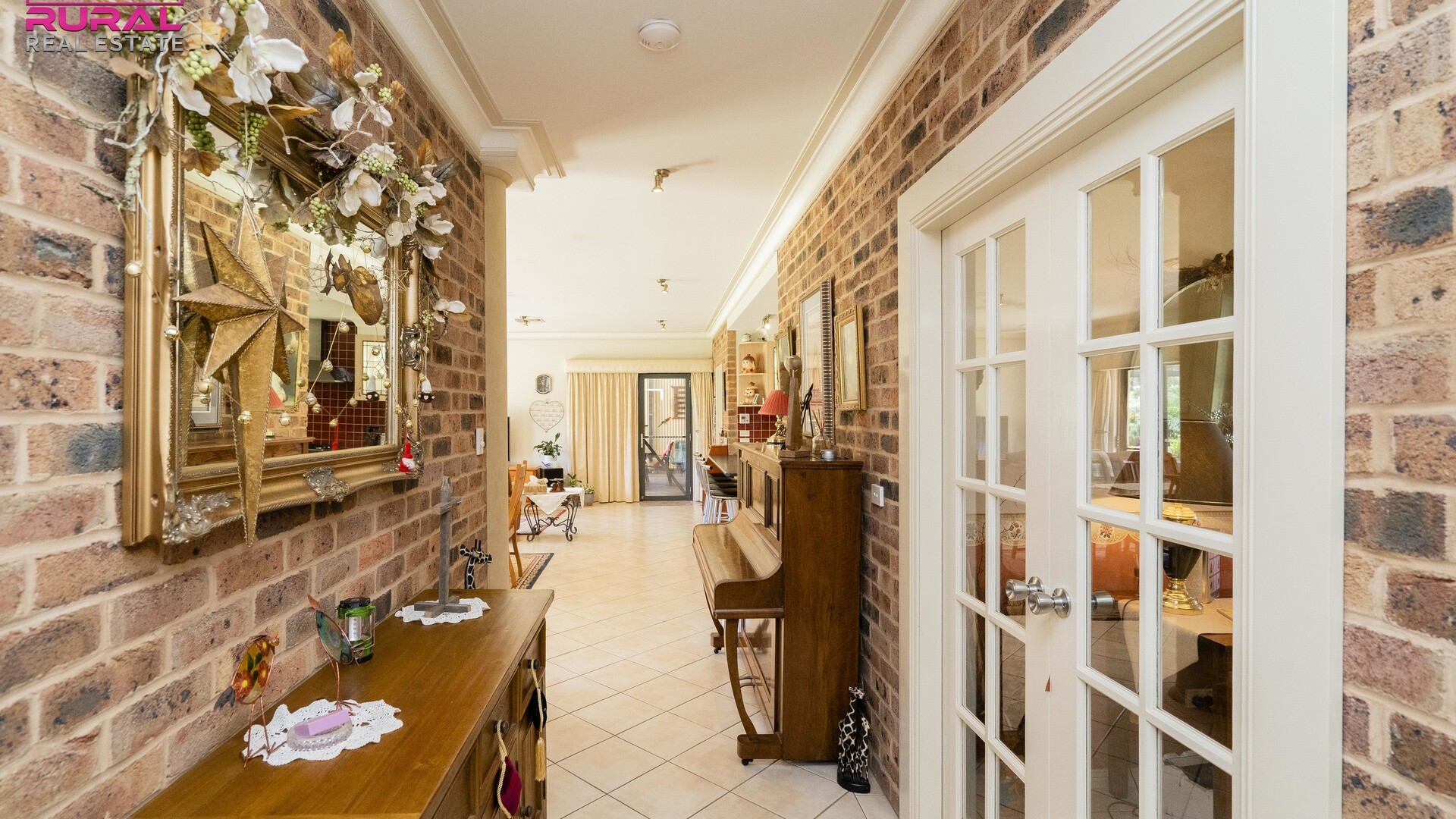 180 Bundawarrah Road, Temora NSW 2666 - photo 11