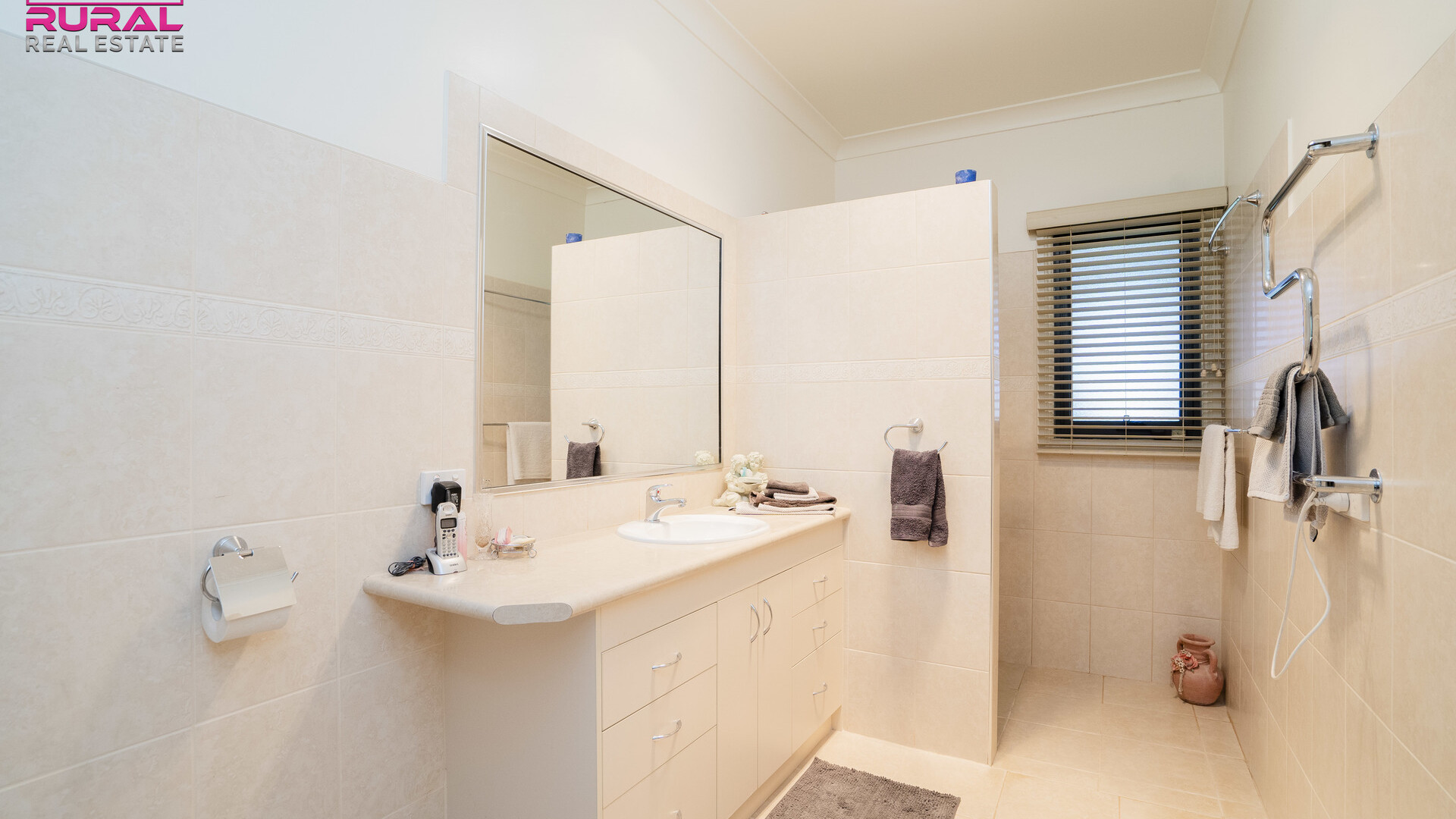 180 Bundawarrah Road, Temora NSW 2666 - photo 14