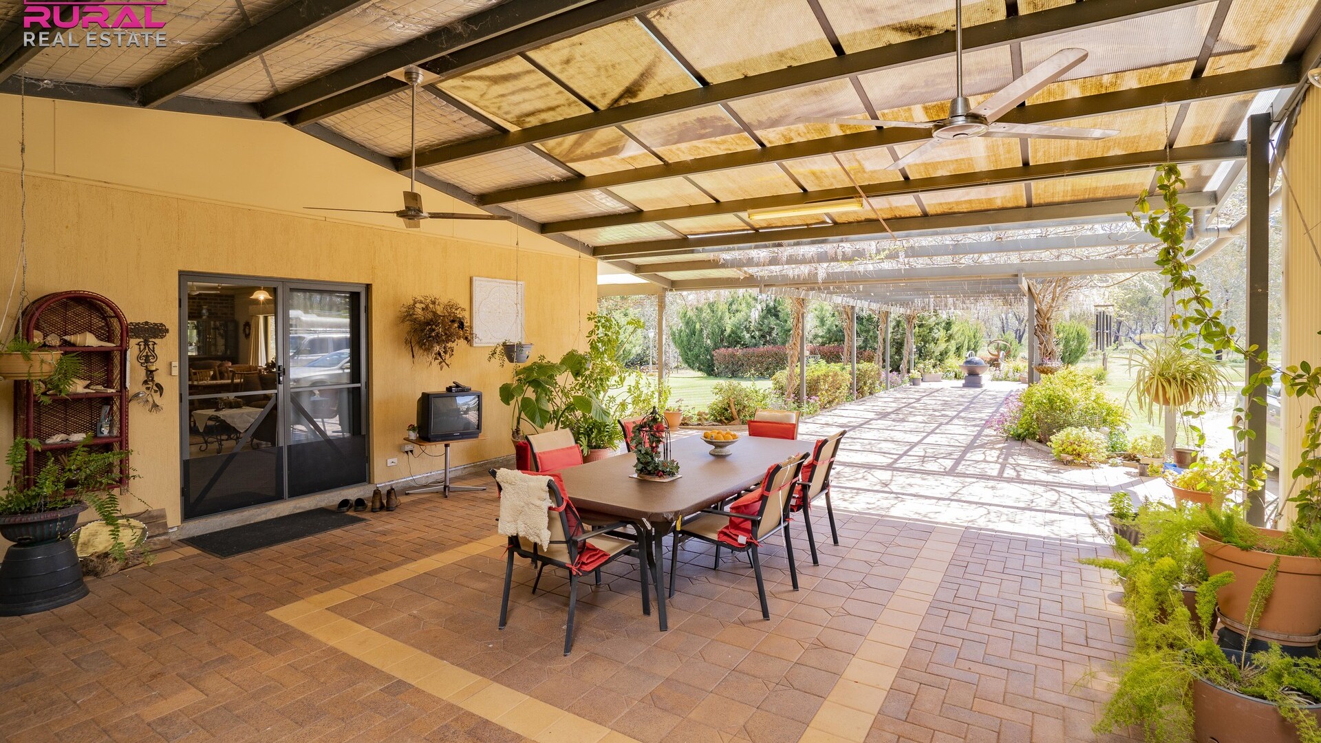 180 Bundawarrah Road, Temora NSW 2666 - photo 20