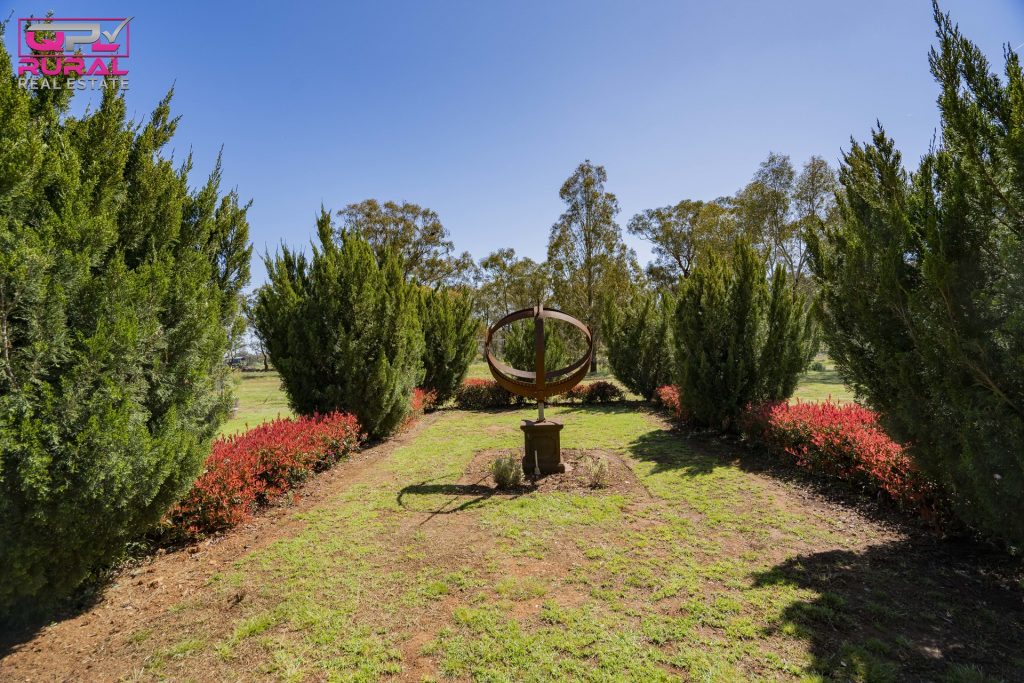 180 Bundawarrah Road, Temora NSW 2666 - photo 26