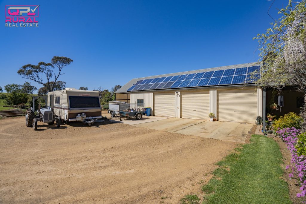 180 Bundawarrah Road, Temora NSW 2666 - photo 30