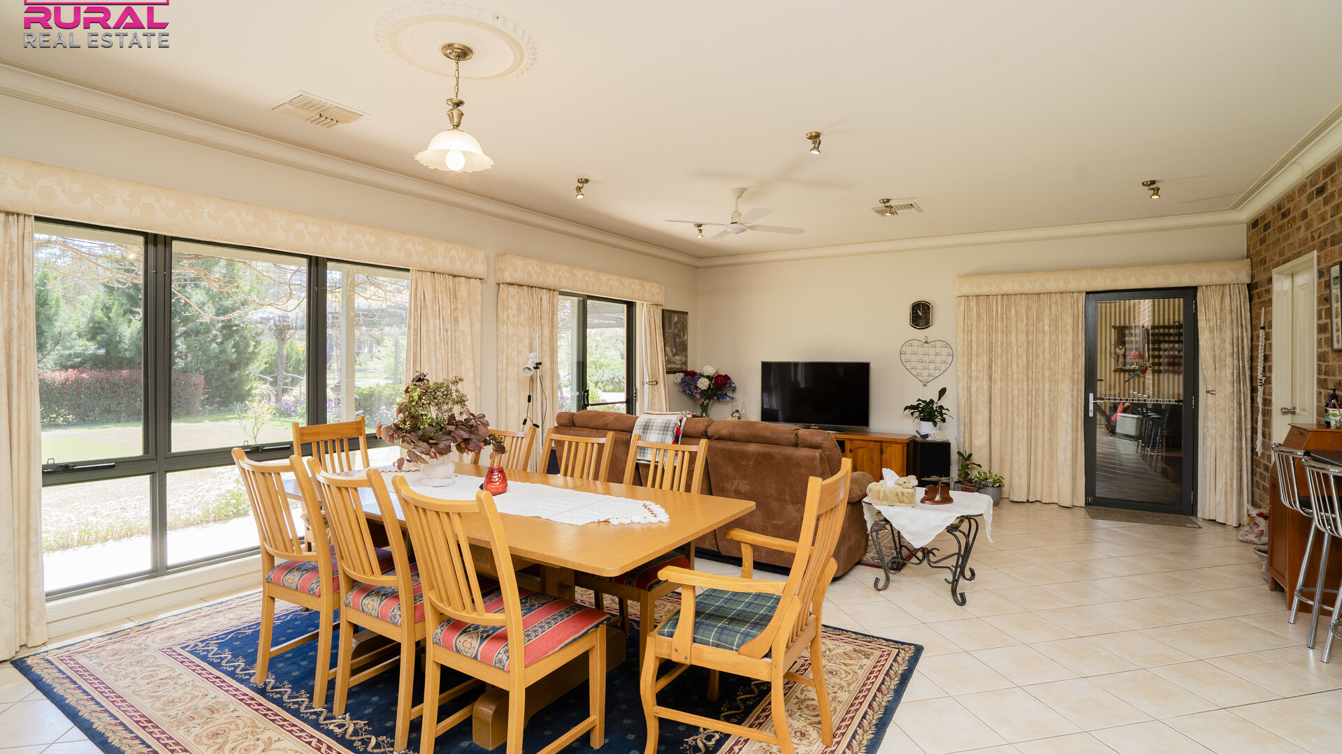 180 Bundawarrah Road, Temora NSW 2666 - photo 8