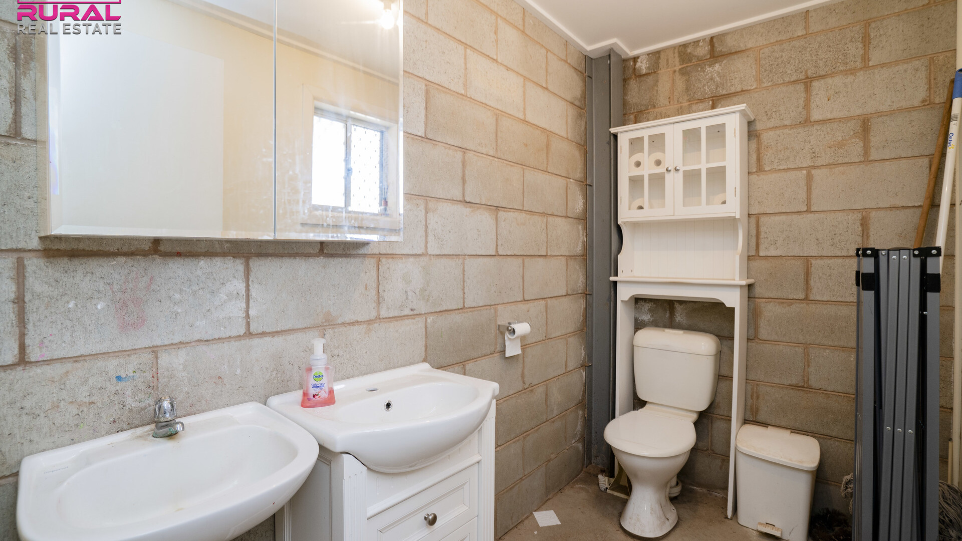 68 East Street, Narrandera NSW 2700 - photo 11