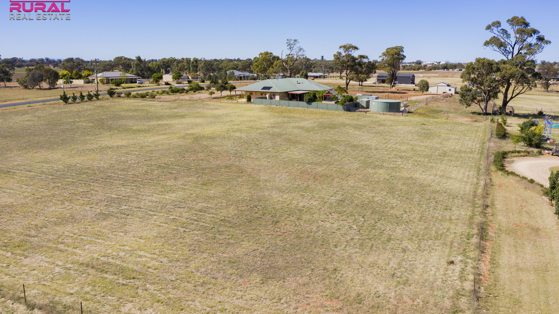 12 Kurrawong Street, Temora NSW 2666 - photo 12