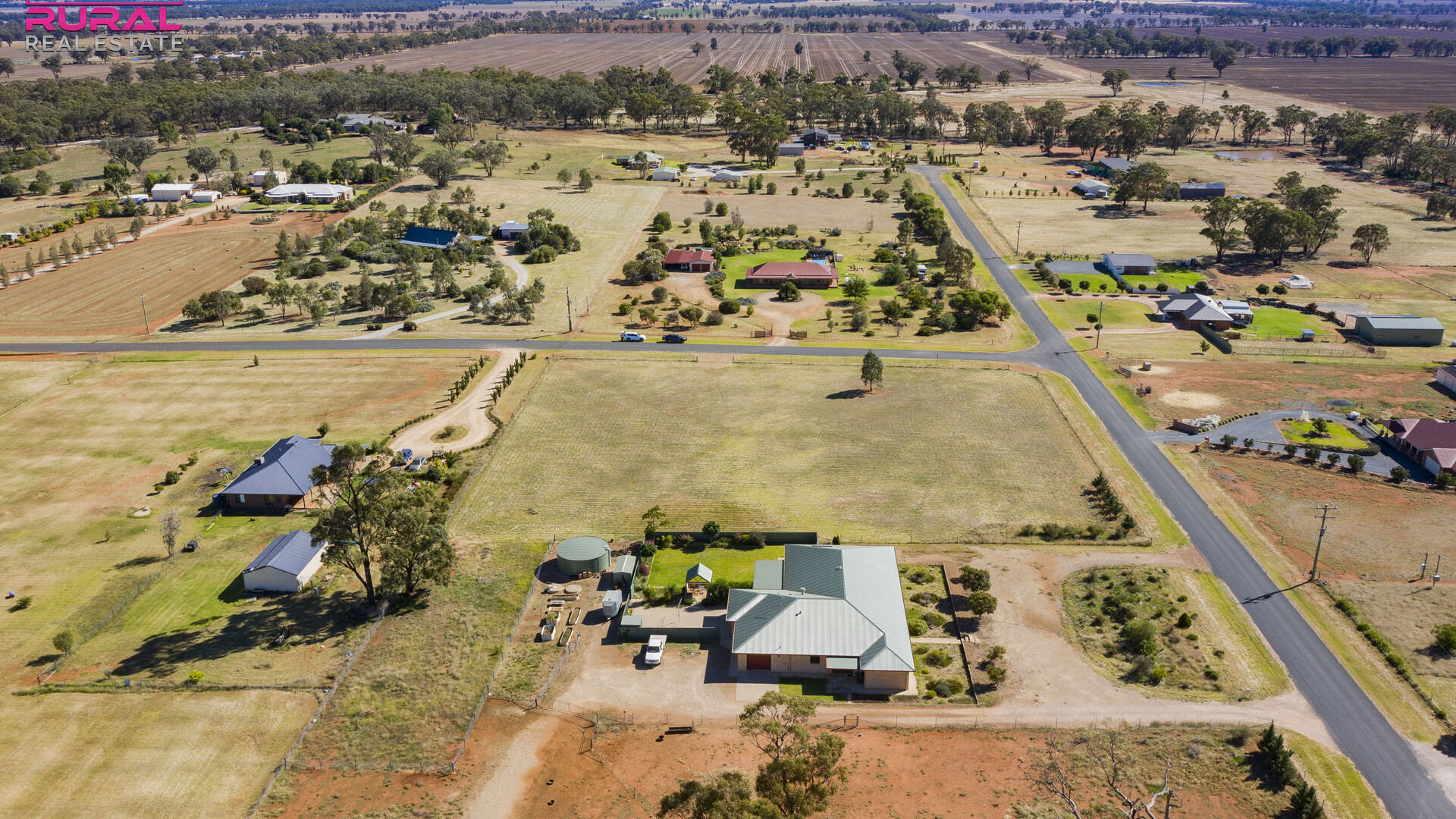 12 Kurrawong Street, Temora NSW 2666 - photo 5