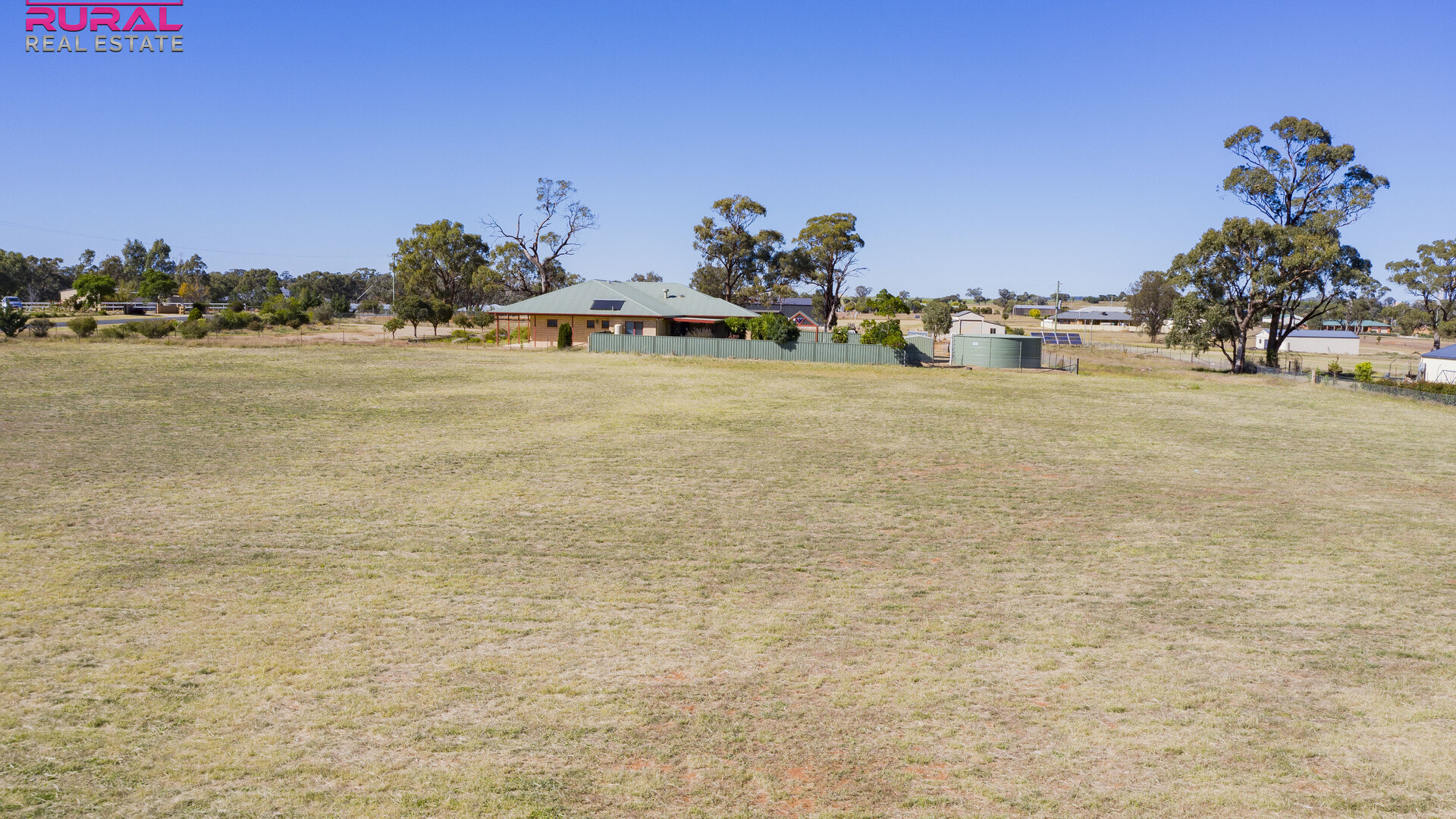 12 Kurrawong Street, Temora NSW 2666 - photo 6