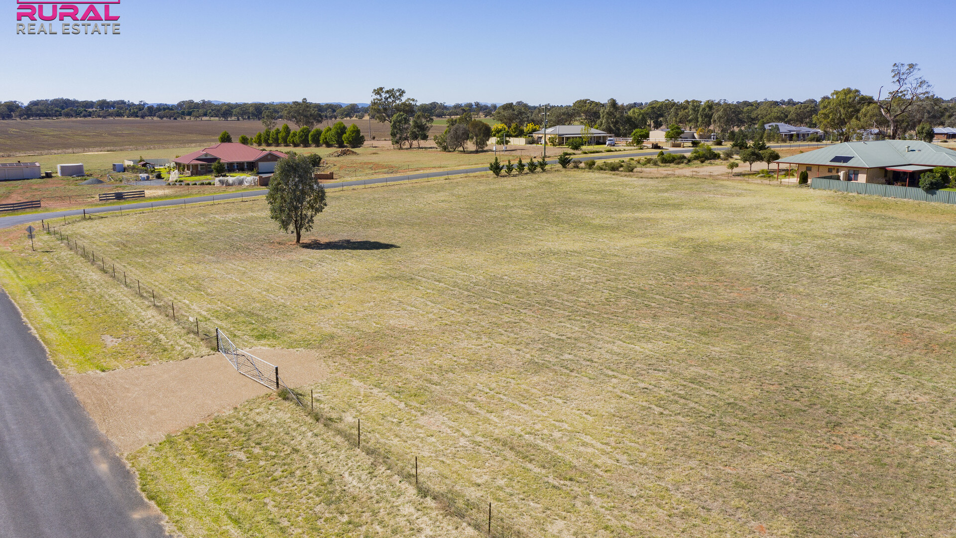 12 Kurrawong Street, Temora NSW 2666 - photo 8