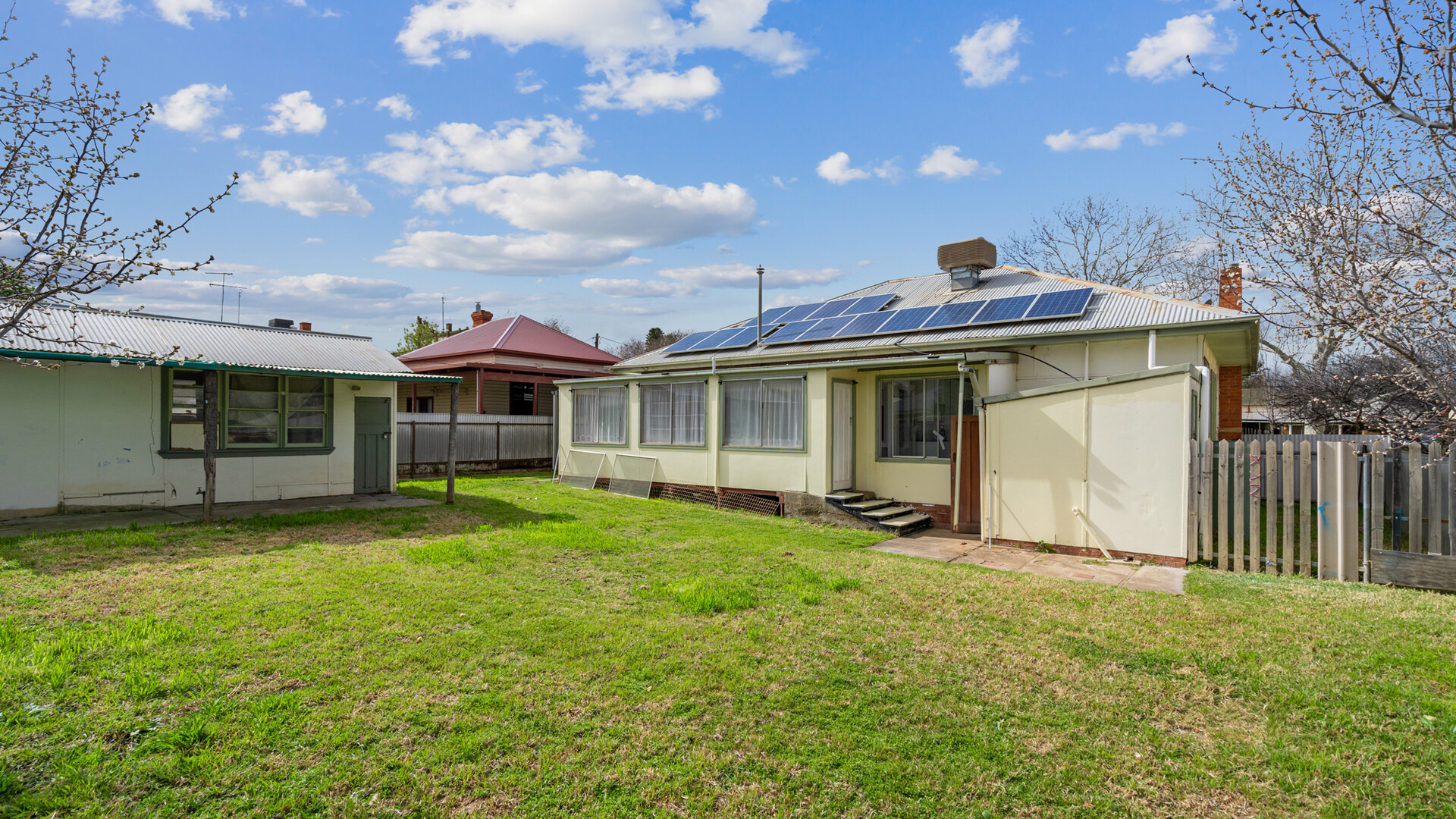 8 Arthur Street, Narrandera NSW 2700 - photo 16