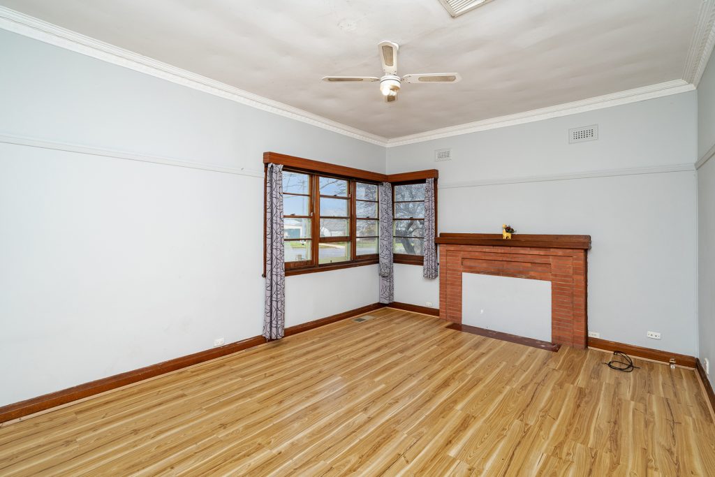 8 Arthur Street, Narrandera NSW 2700 - photo 4