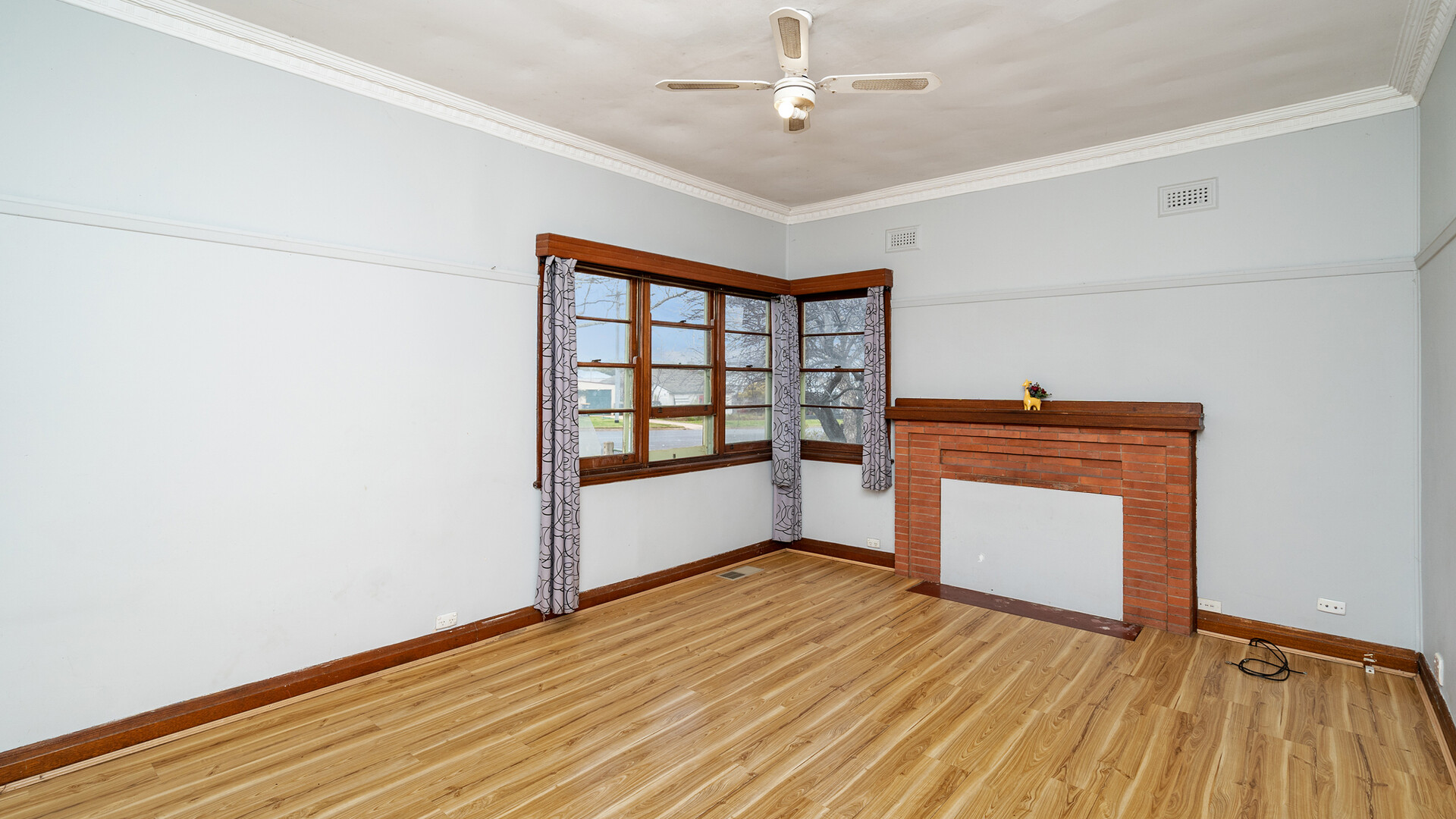 8 Arthur Street, Narrandera NSW 2700 - photo 4