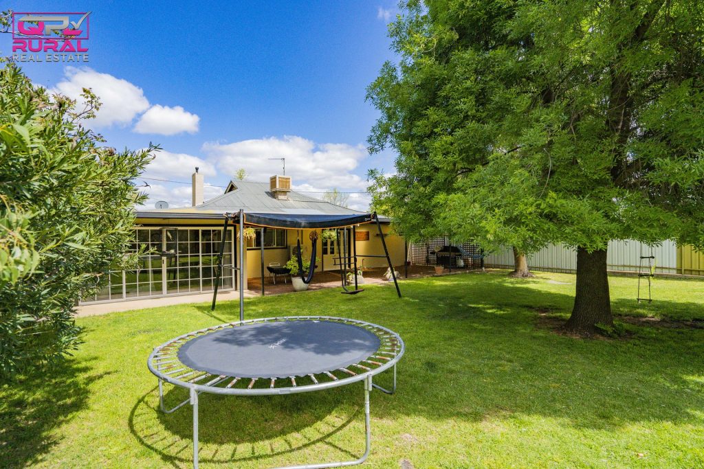 1 Grosvenor Street, Narrandera NSW 2700 - photo 21