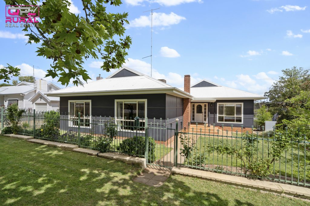 44 Melbourne Street, Narrandera NSW 2700 - McGrath Riverina
