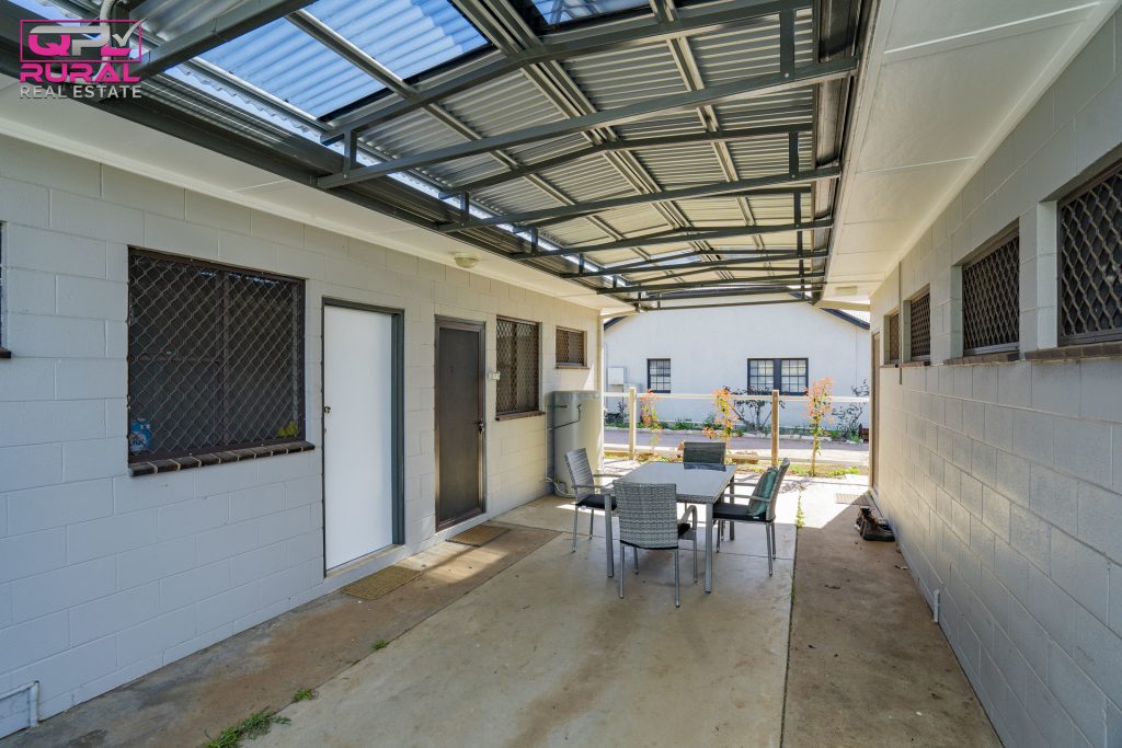 9 Mulga Street, Leeton NSW 2705 - photo 13